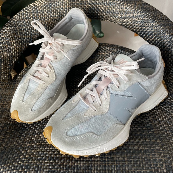 New Balance Shoes - New Balance 327 Women 8.5 US